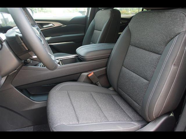 new 2026 Chevrolet Traverse car, priced at $39,976