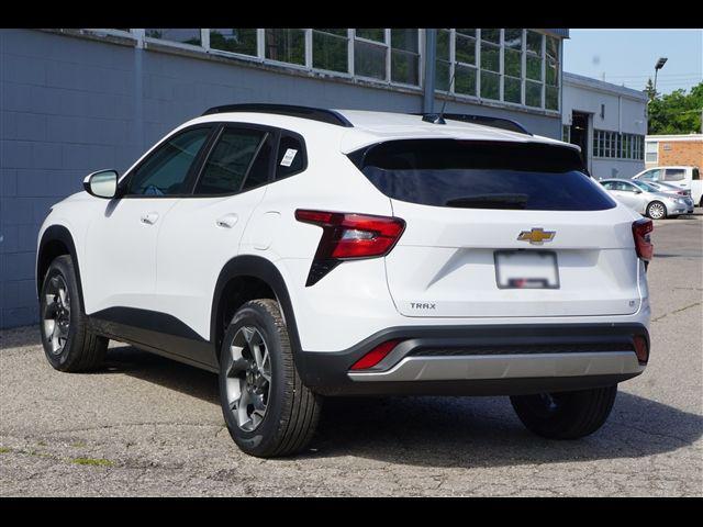 new 2025 Chevrolet Trax car, priced at $23,537