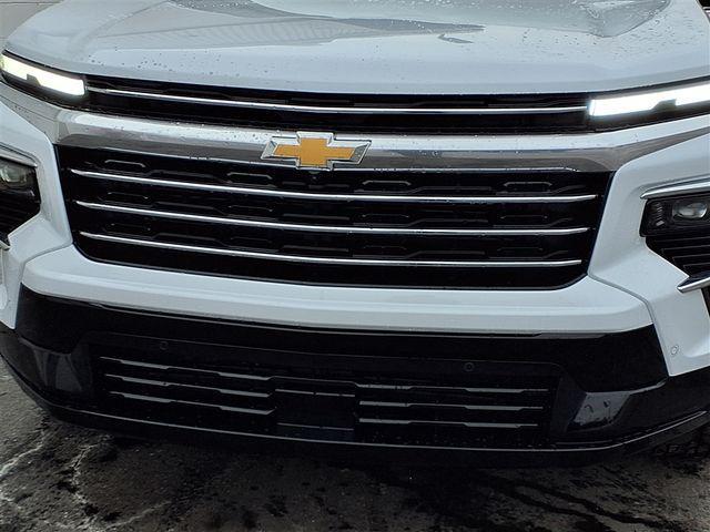 new 2026 Chevrolet Traverse car, priced at $52,027