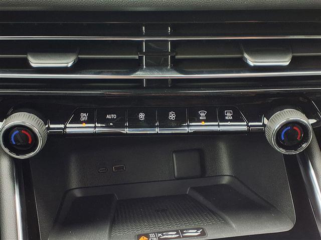 new 2026 Chevrolet Traverse car, priced at $52,027