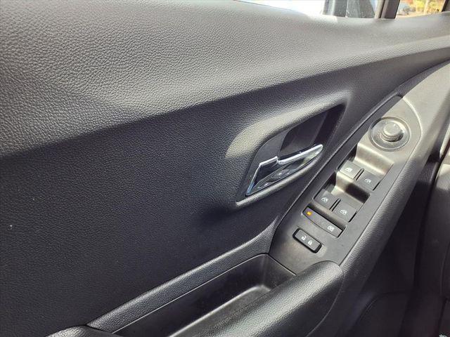 used 2022 Chevrolet Trax car, priced at $17,280