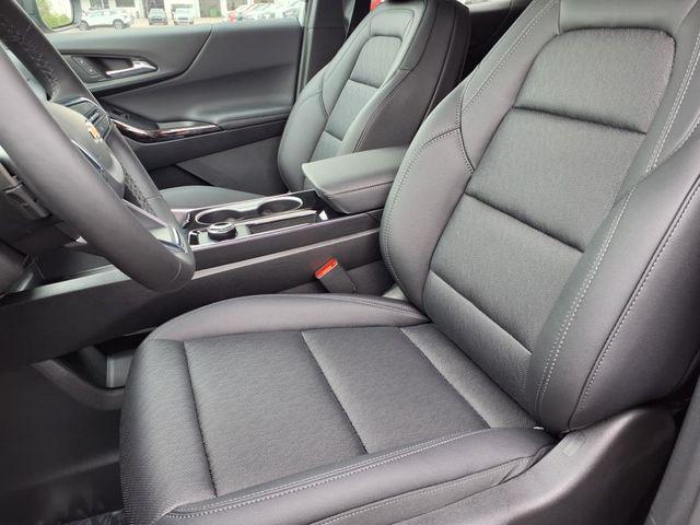 new 2026 Chevrolet Equinox car, priced at $30,170