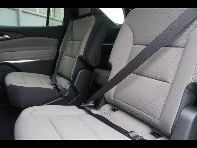 new 2026 Chevrolet Traverse car, priced at $43,577