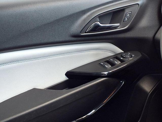 used 2025 Chevrolet Trax car, priced at $22,480