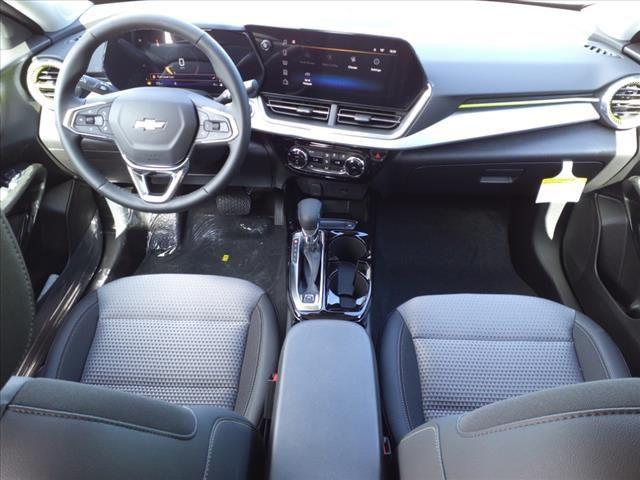 new 2025 Chevrolet Trax car, priced at $23,524