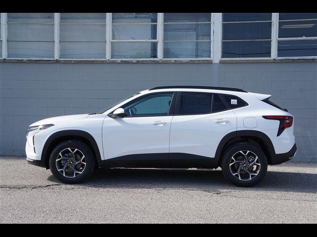 new 2025 Chevrolet Trax car, priced at $23,524