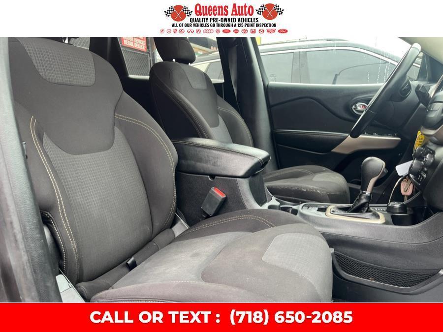 used 2017 Jeep Cherokee car, priced at $8,995