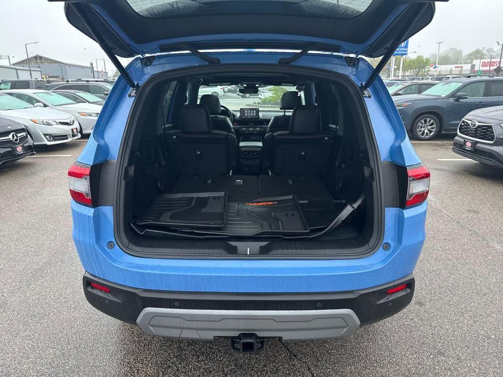 used 2024 Honda Pilot car, priced at $41,978
