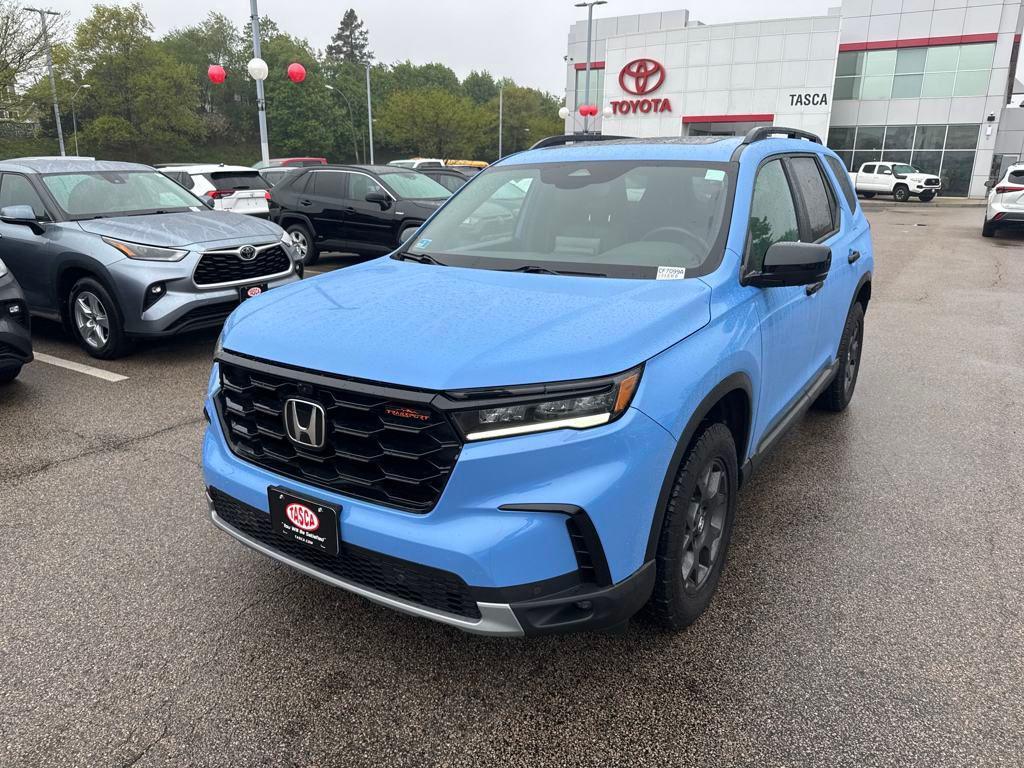 used 2024 Honda Pilot car, priced at $41,978