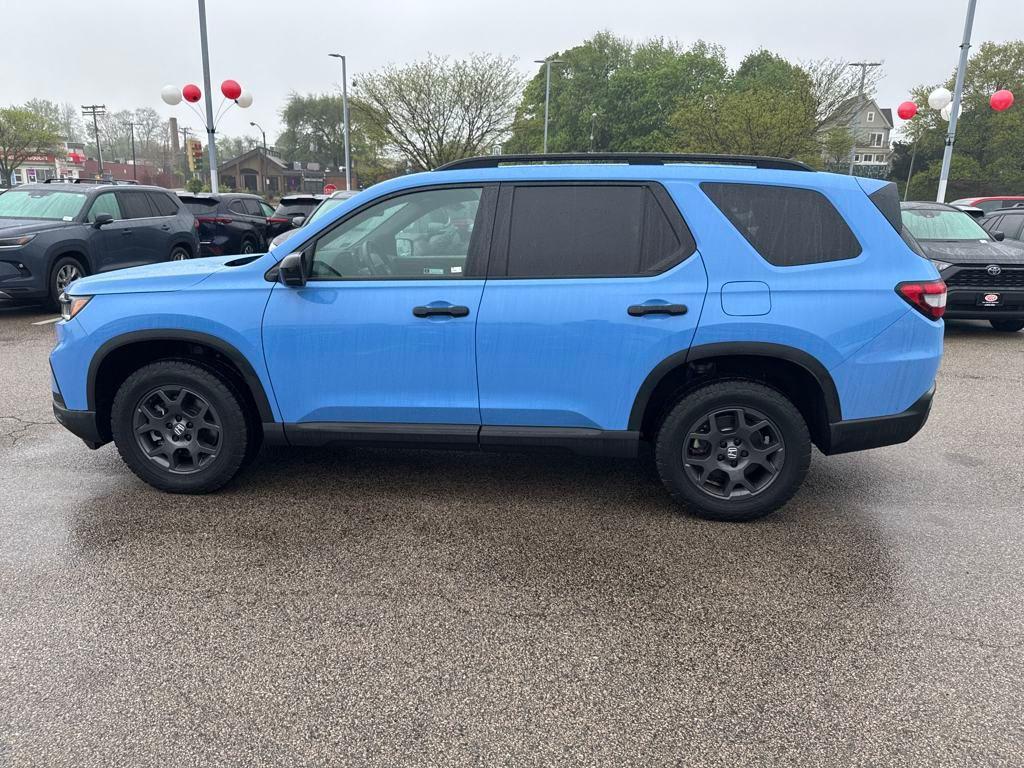 used 2024 Honda Pilot car, priced at $41,978