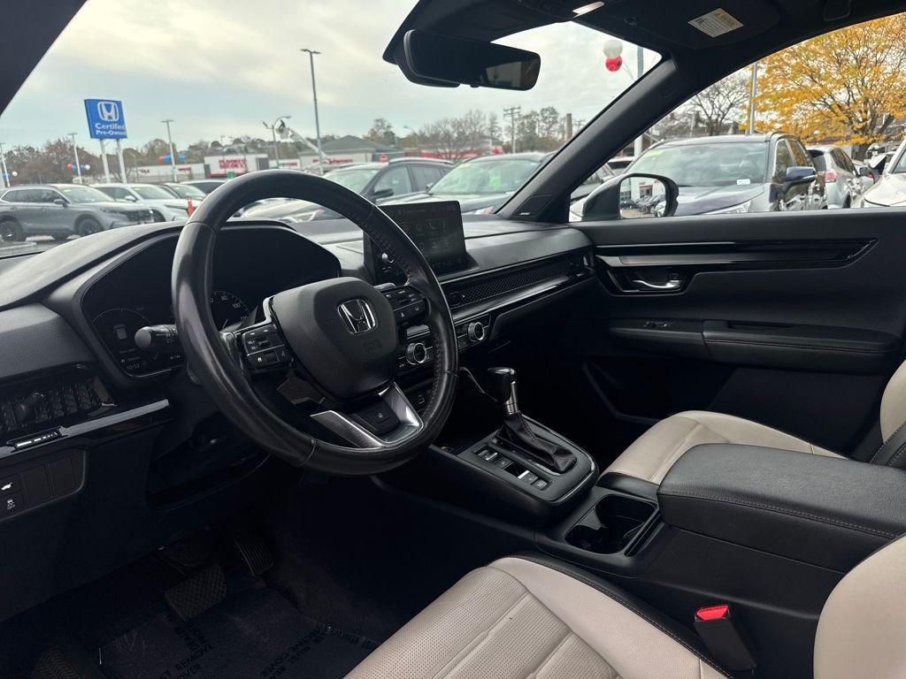 used 2023 Honda CR-V Hybrid car, priced at $37,498