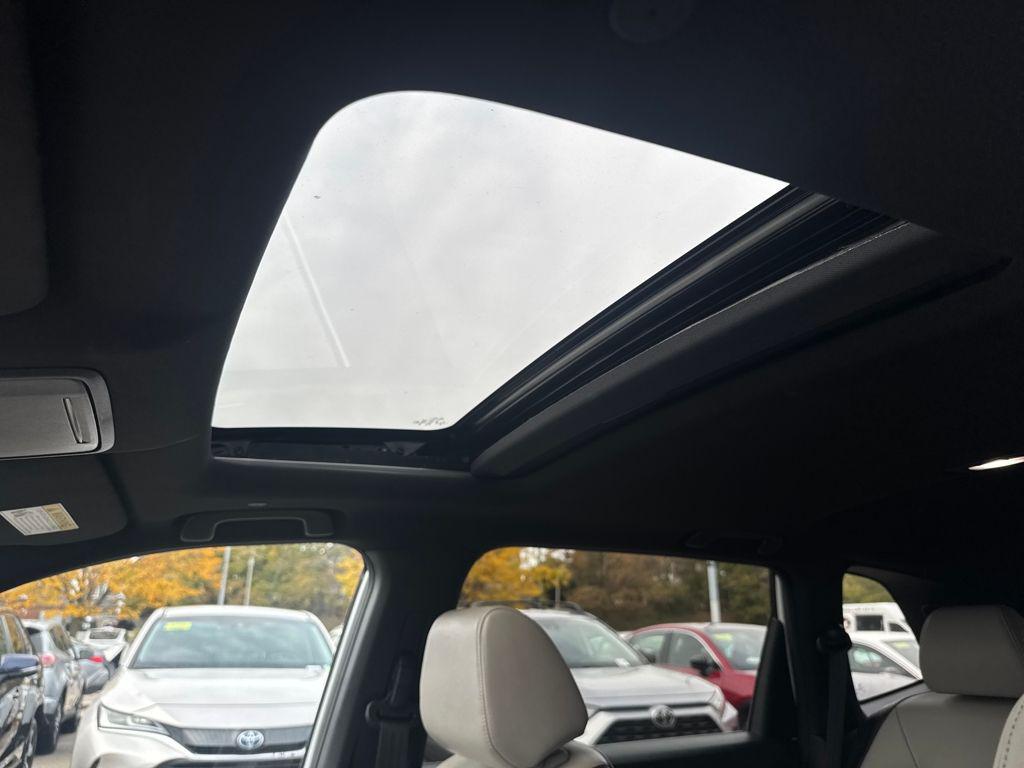 used 2023 Honda CR-V Hybrid car, priced at $37,498