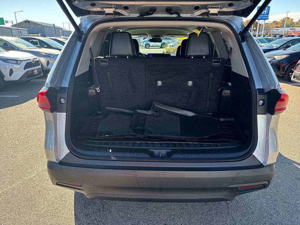 used 2024 Toyota Grand Highlander car, priced at $50,270