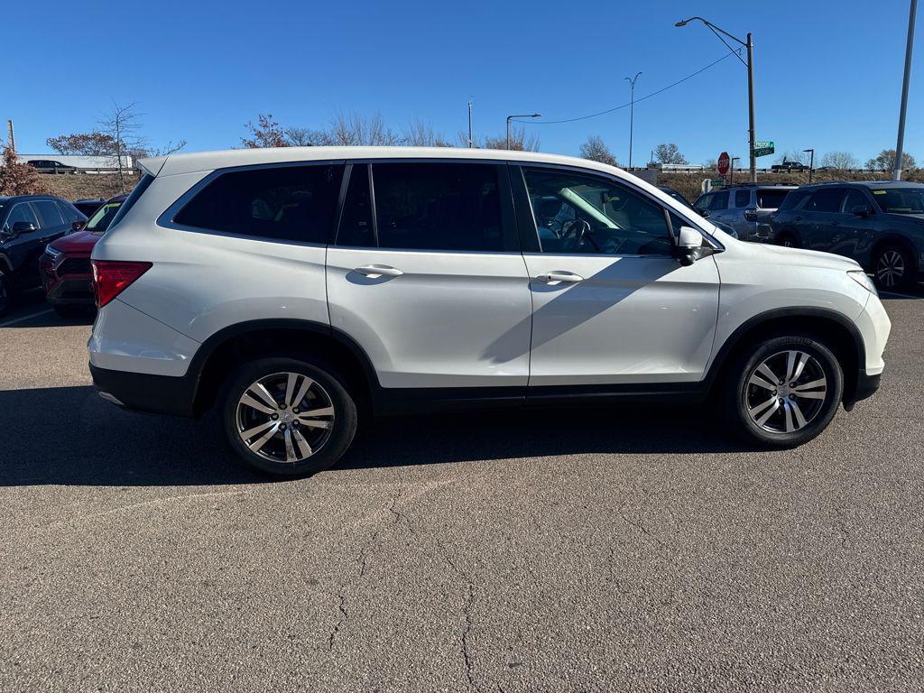 used 2017 Honda Pilot car, priced at $23,498