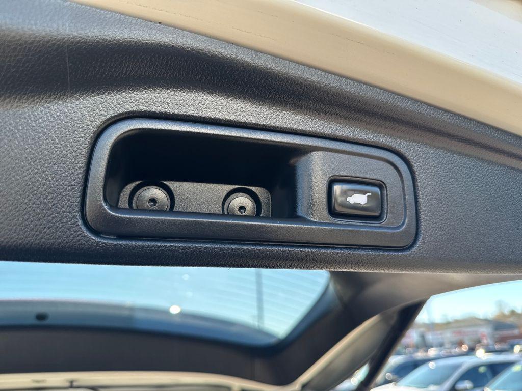 used 2017 Honda Pilot car, priced at $23,498