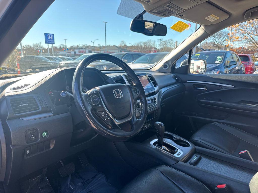 used 2017 Honda Pilot car, priced at $23,498