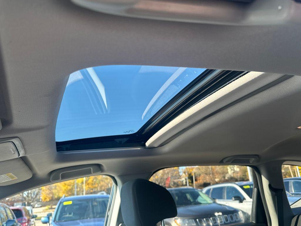 used 2022 Honda CR-V car, priced at $29,498