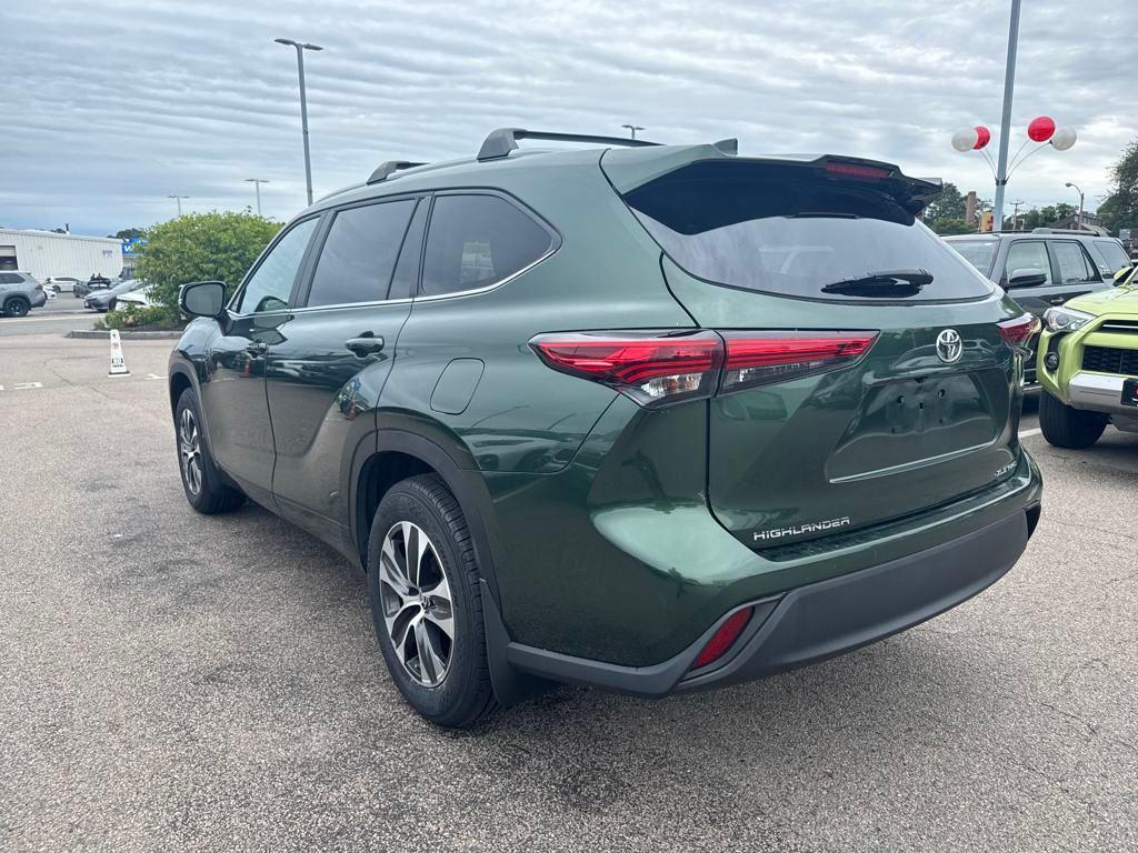 used 2023 Toyota Highlander car, priced at $38,498