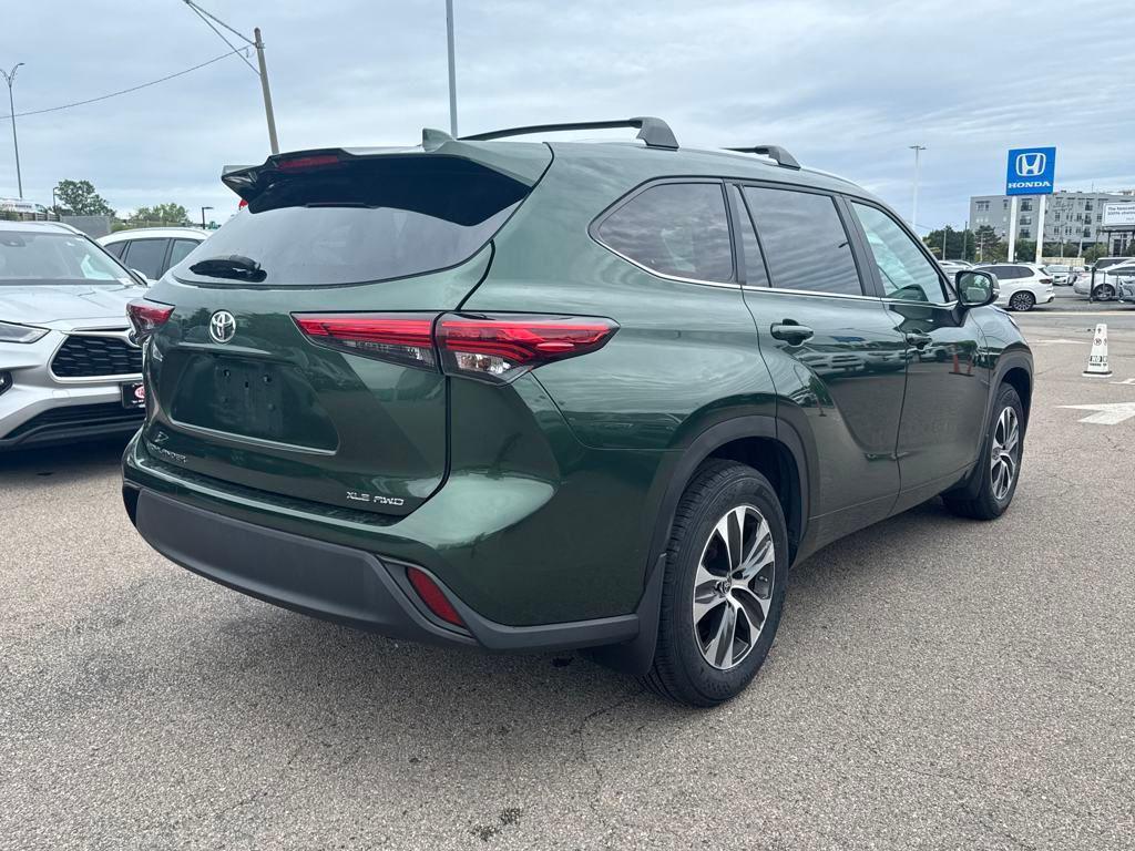 used 2023 Toyota Highlander car, priced at $38,498