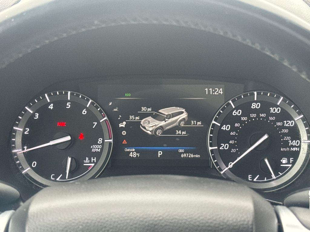 used 2020 Toyota Highlander car, priced at $31,998