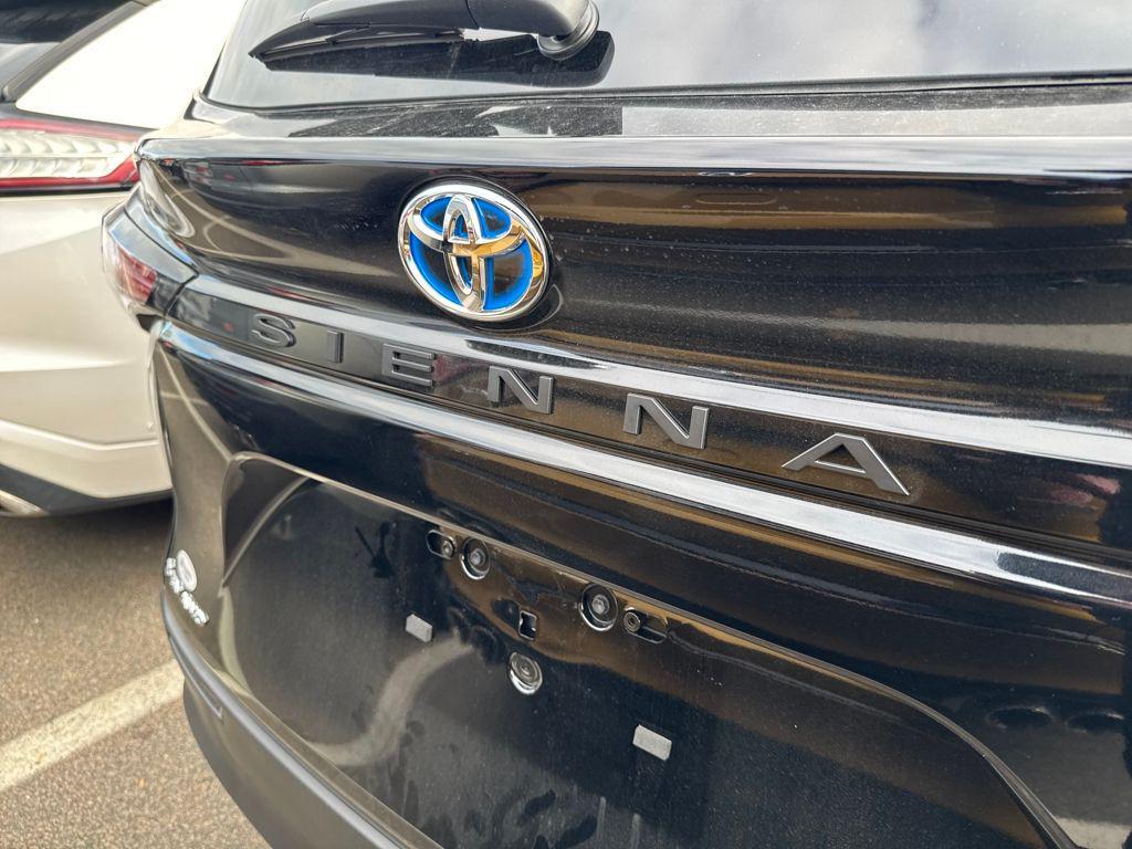 used 2025 Toyota Sienna car, priced at $50,498