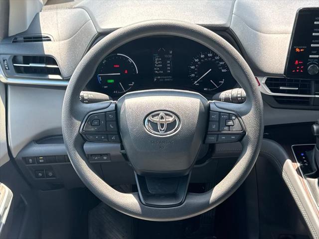 used 2024 Toyota Sienna car, priced at $37,684