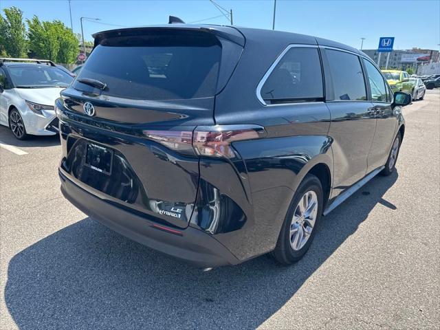 used 2024 Toyota Sienna car, priced at $37,684