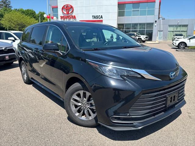 used 2024 Toyota Sienna car, priced at $37,684
