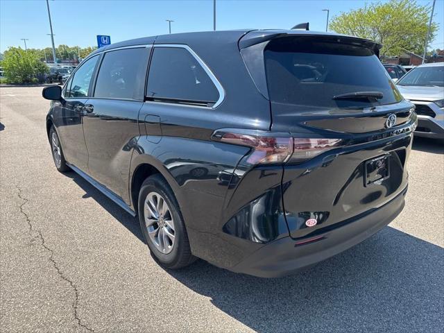used 2024 Toyota Sienna car, priced at $37,684