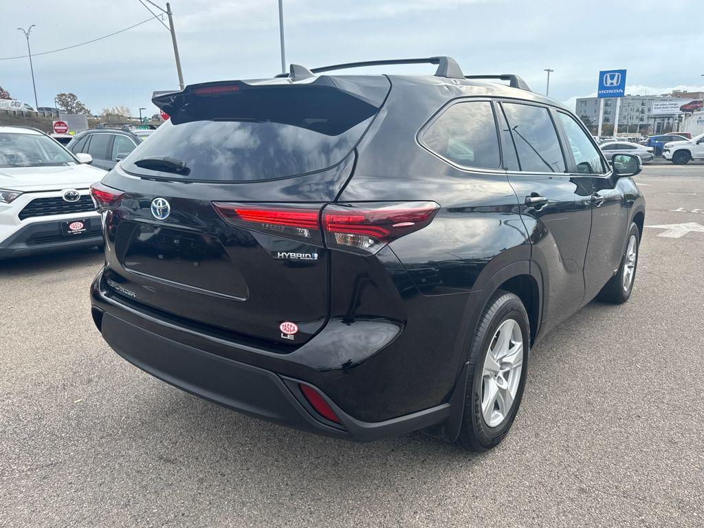 used 2024 Toyota Highlander Hybrid car, priced at $41,058