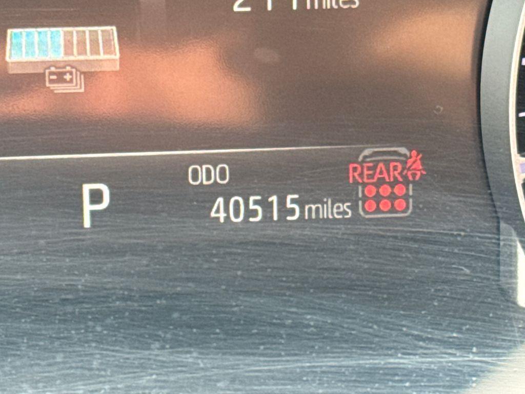 used 2024 Toyota Highlander Hybrid car, priced at $41,058