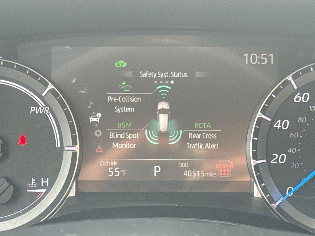 used 2024 Toyota Highlander Hybrid car, priced at $41,058