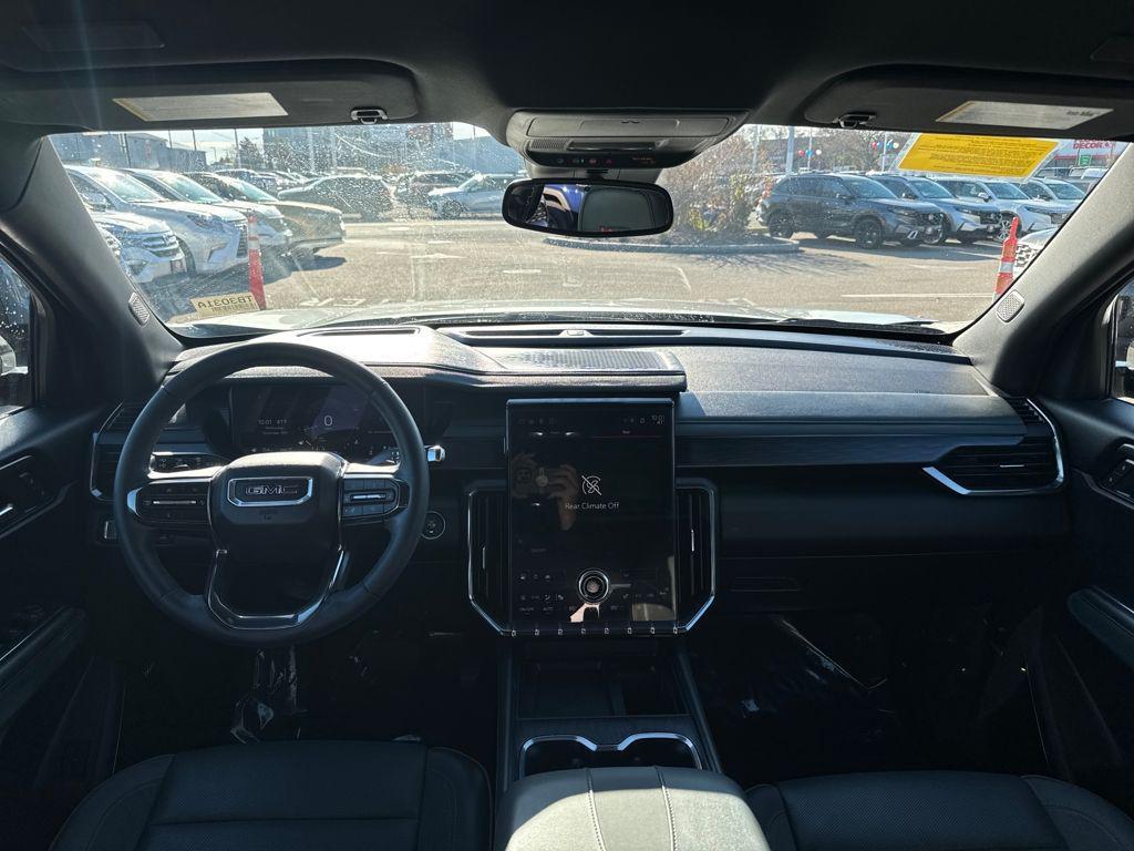 used 2024 GMC Acadia car, priced at $45,498