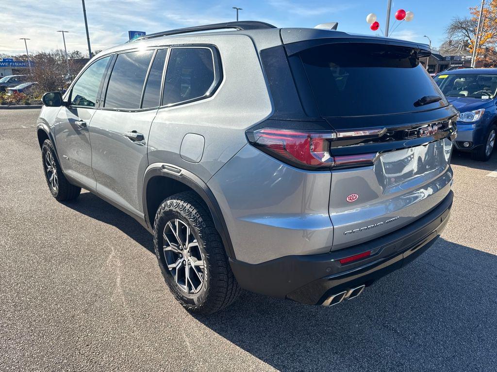 used 2024 GMC Acadia car, priced at $45,498