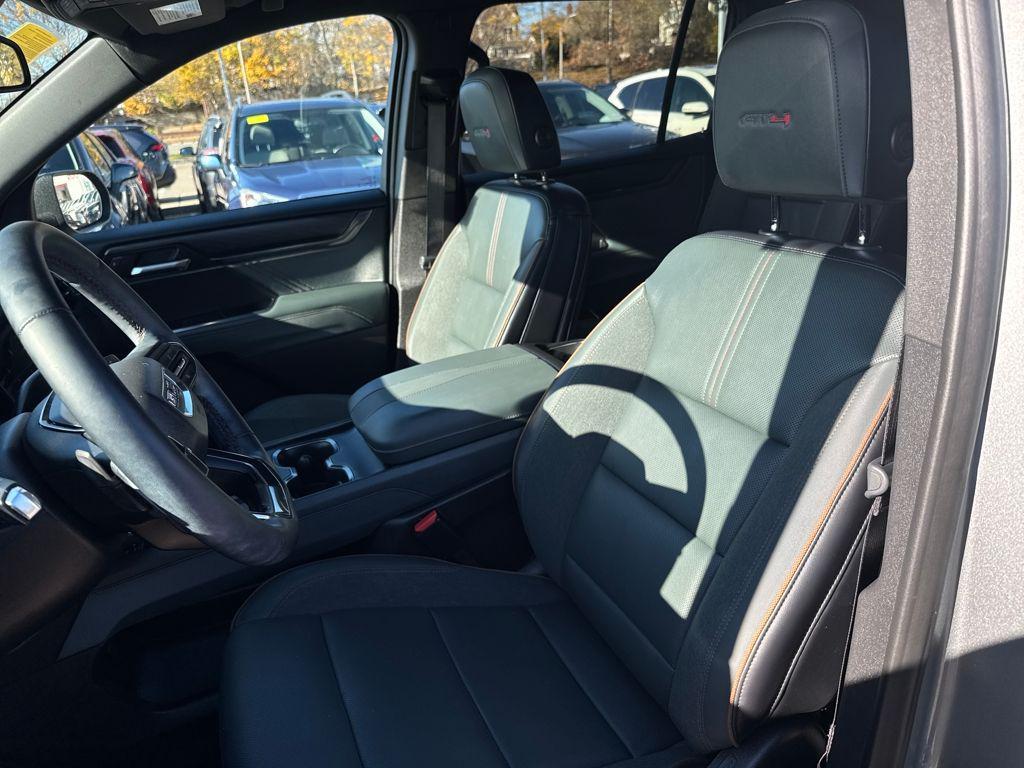 used 2024 GMC Acadia car, priced at $45,498