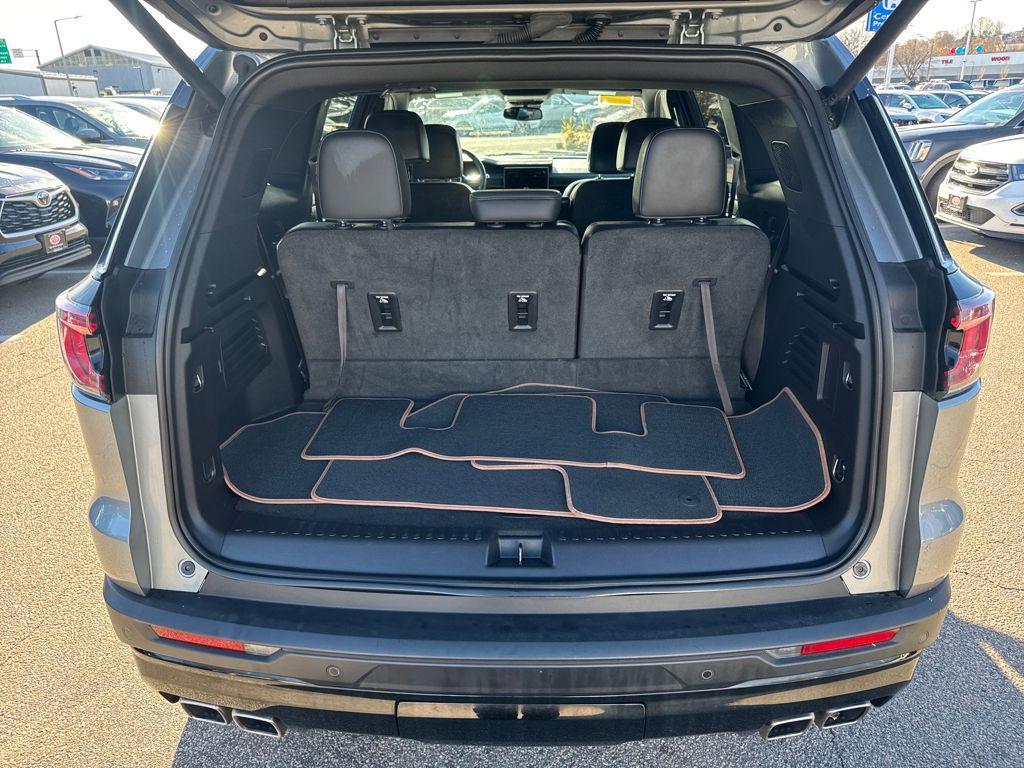used 2024 GMC Acadia car, priced at $45,498