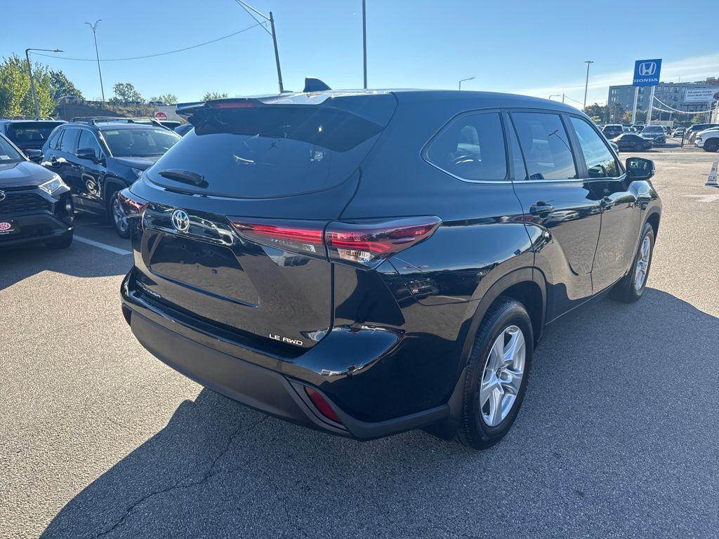 used 2024 Toyota Highlander car, priced at $42,249