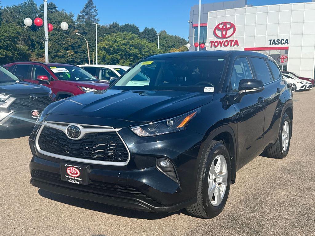 used 2024 Toyota Highlander car, priced at $42,249