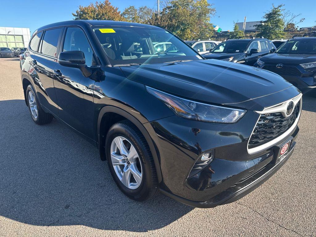 used 2024 Toyota Highlander car, priced at $42,249