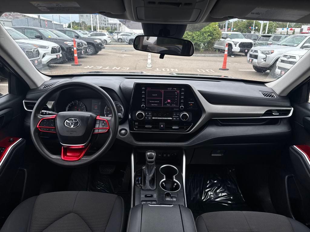 used 2021 Toyota Highlander car, priced at $29,748
