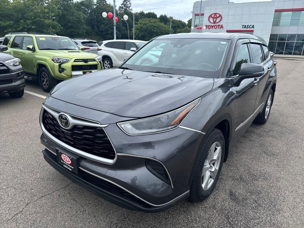 used 2021 Toyota Highlander car, priced at $29,748