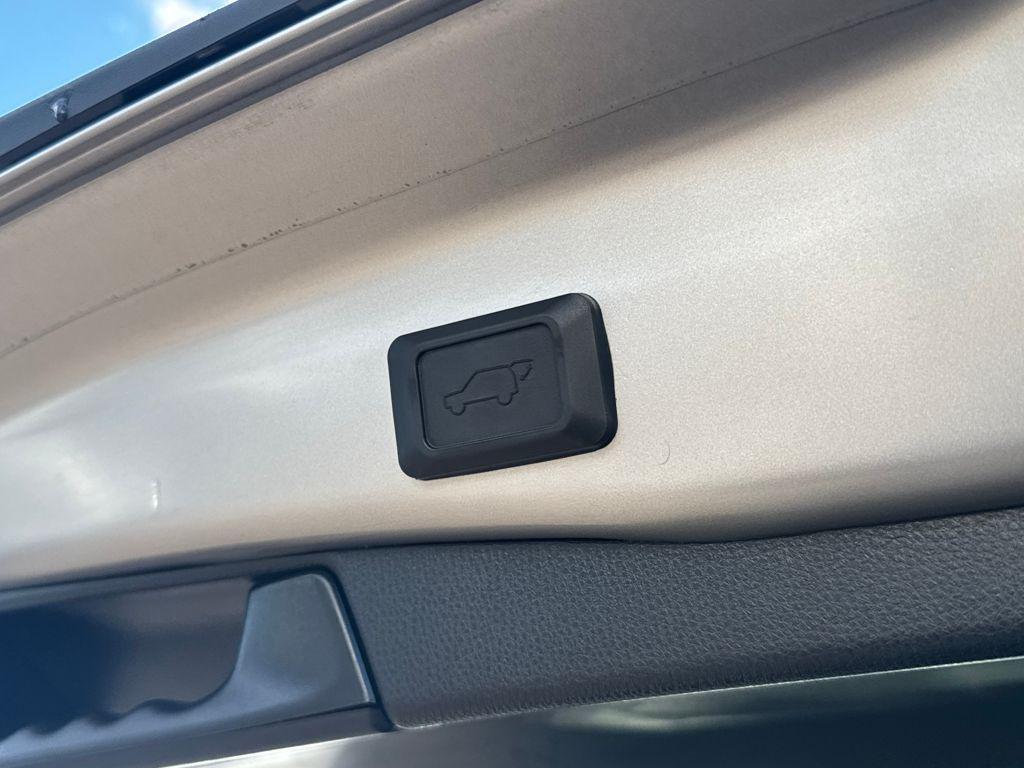 used 2021 Toyota RAV4 car, priced at $28,498