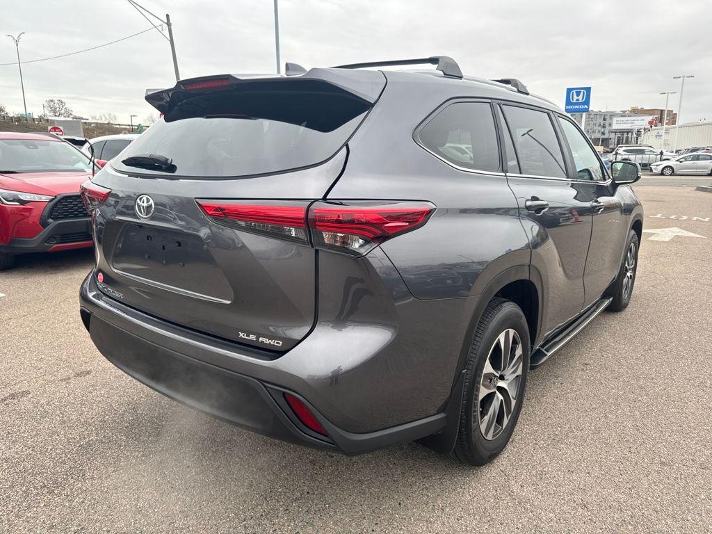 used 2023 Toyota Highlander car, priced at $38,731