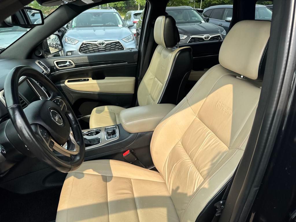 used 2016 Jeep Grand Cherokee car, priced at $14,999