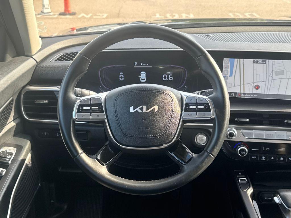 used 2024 Kia Telluride car, priced at $40,498