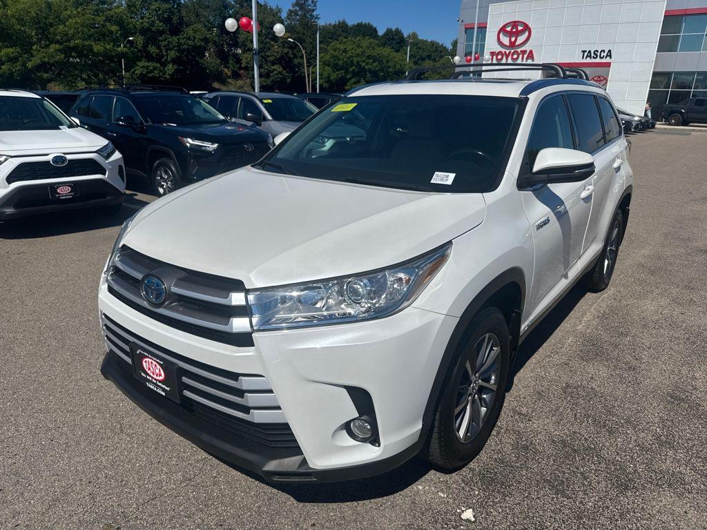 used 2019 Toyota Highlander Hybrid car, priced at $30,698