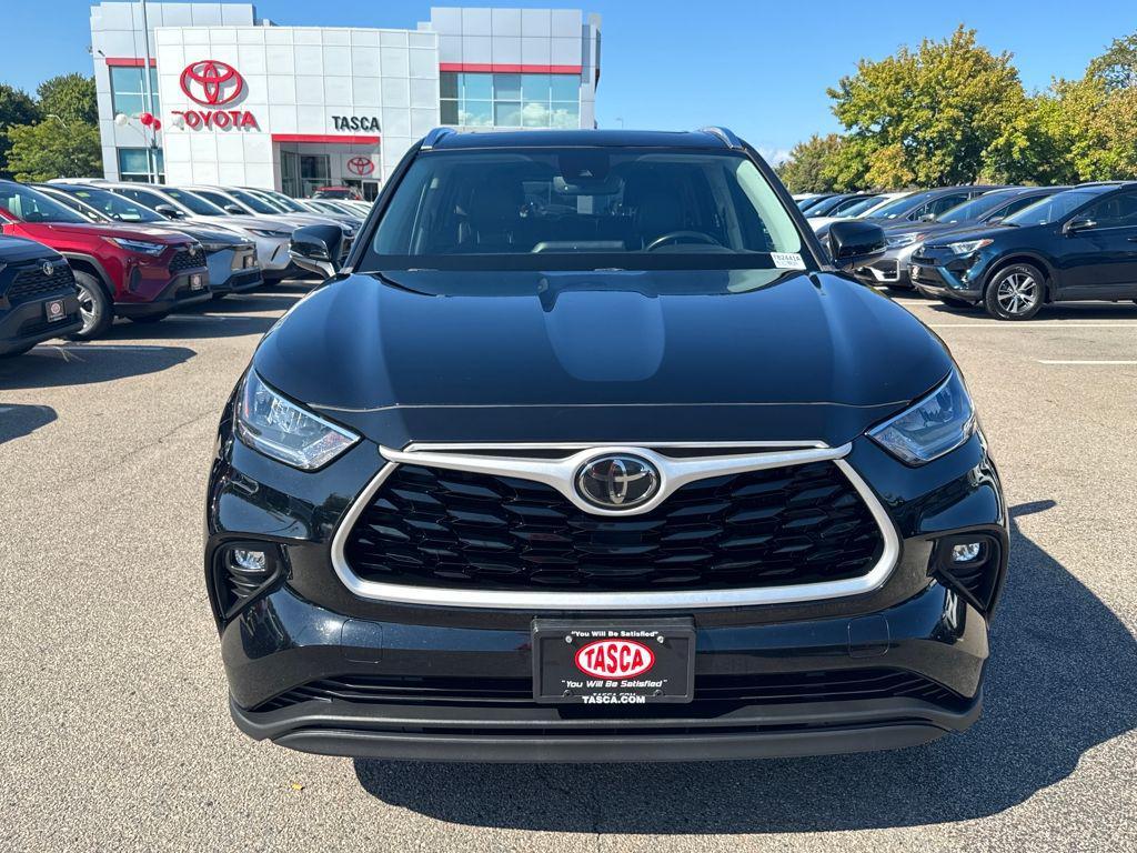 used 2020 Toyota Highlander car, priced at $29,998
