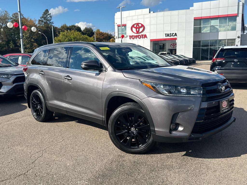 used 2019 Toyota Highlander car, priced at $26,498