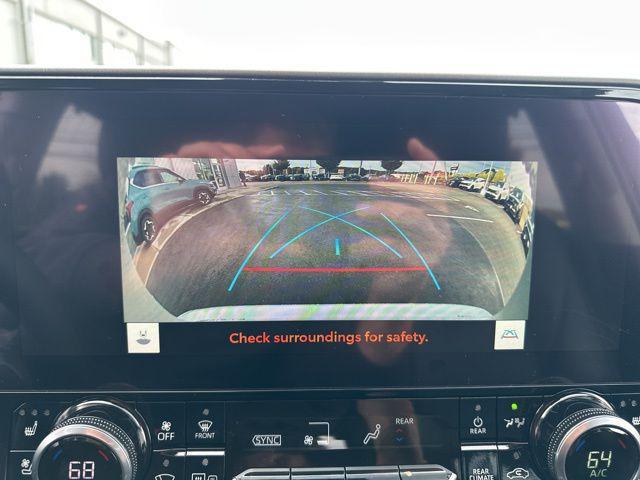 used 2023 Toyota Highlander car