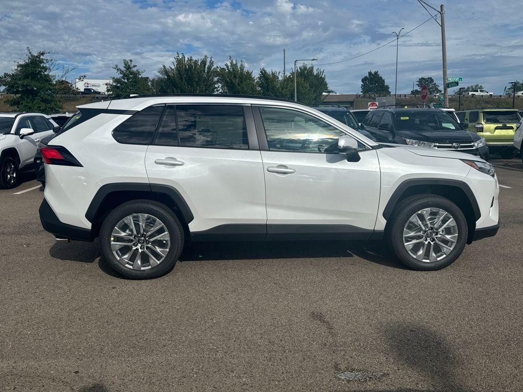 new 2025 Toyota RAV4 car, priced at $40,678
